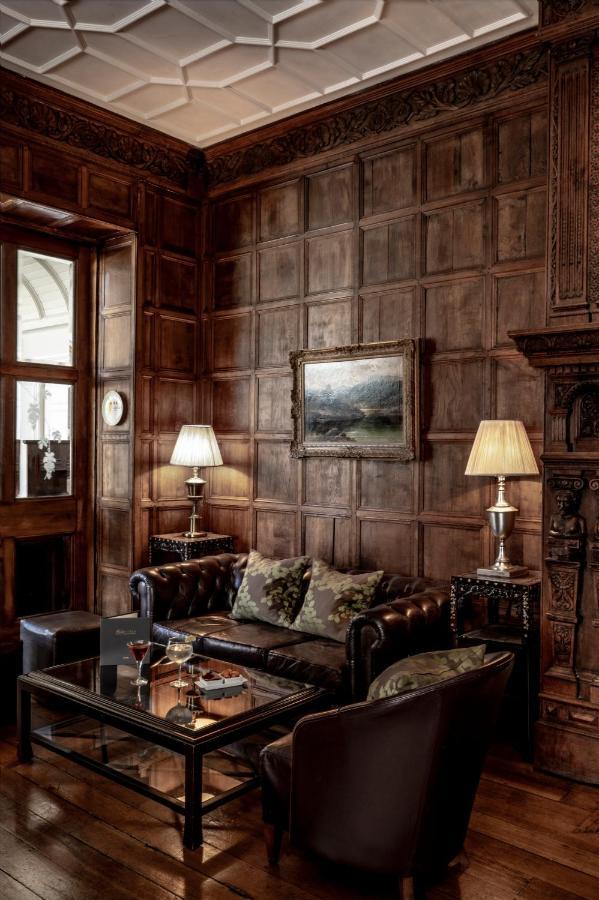Audleys Wood Hotel, ベージングストーク エクステリア 写真